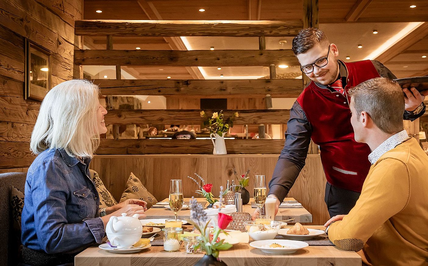 Jobs in Ehrwald, im Vier-Sterne-Hotel Spielmann, Tirol Jobs in Ehrwald, im Vier-Sterne-Hotel Spielmann, Tirol